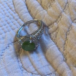 10k Green Peridot ring